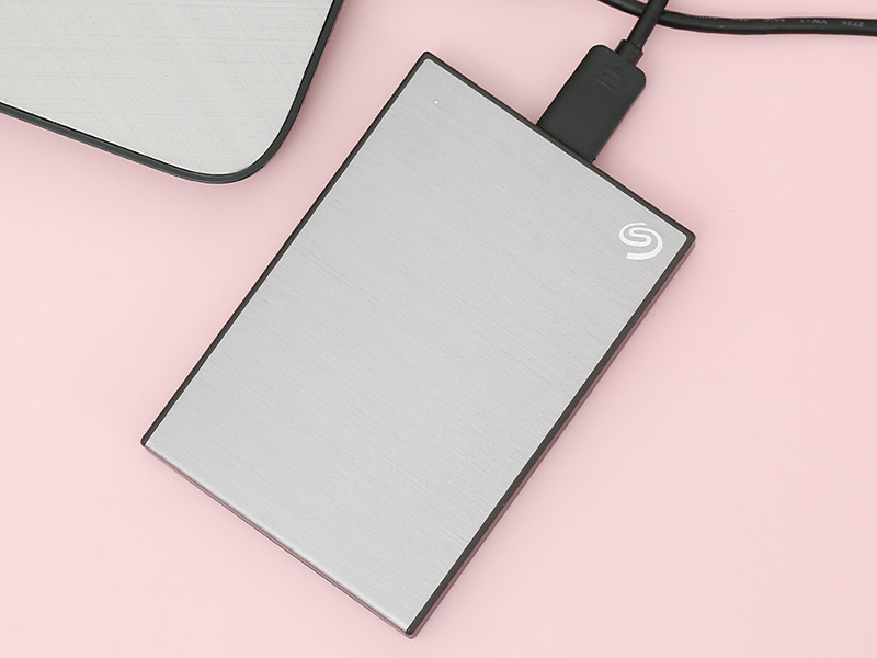 Ổ cứng HDD 2TB Seagate Backup Plus Slim STHN2000406 Xám